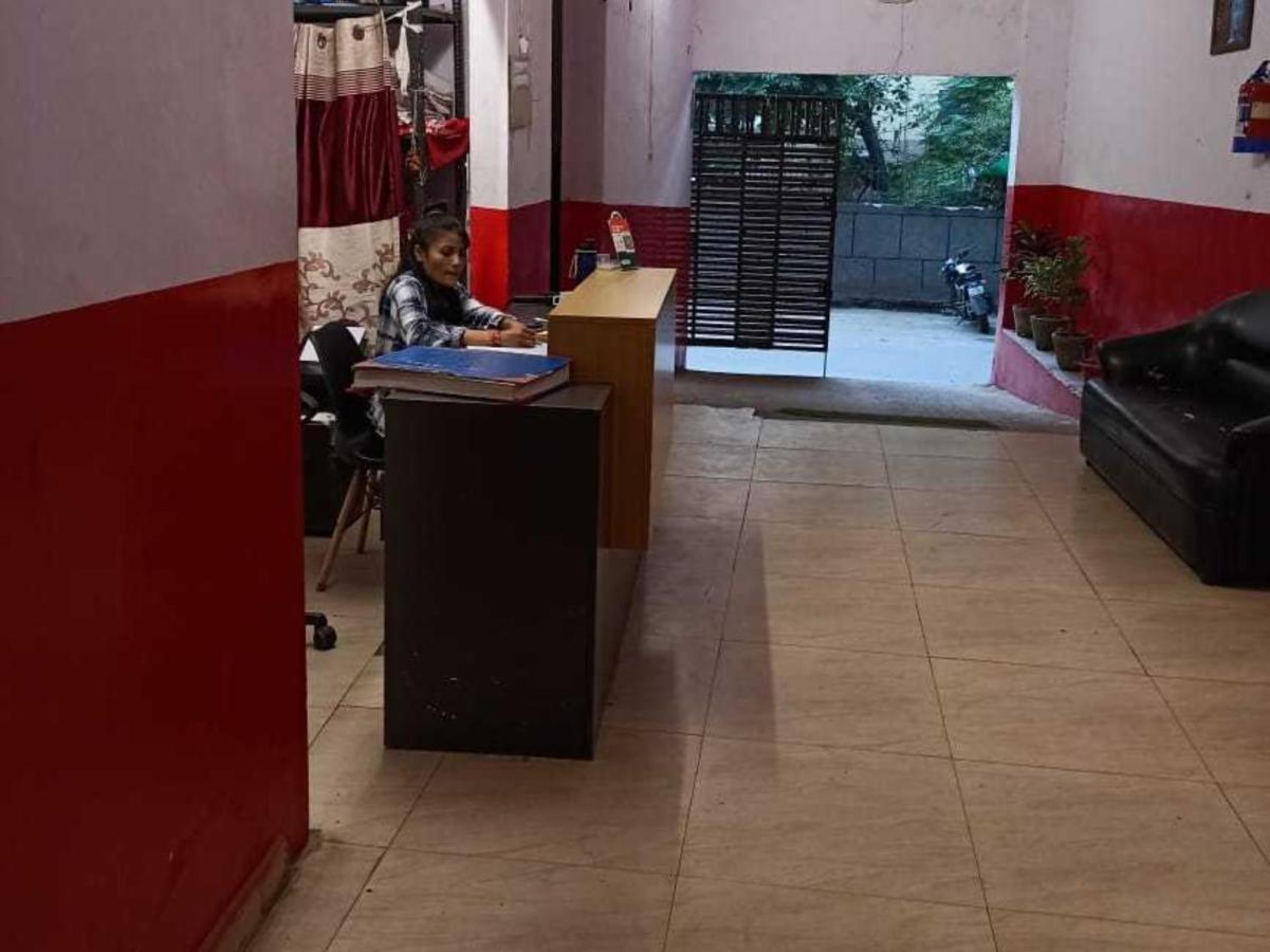 Hotel O Kl Khari Near Ashoka Park Mein Metro New Delhi Ngoại thất bức ảnh