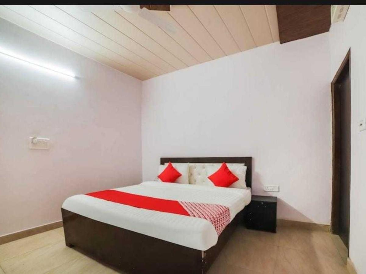 Hotel O Kl Khari Near Ashoka Park Mein Metro New Delhi Ngoại thất bức ảnh