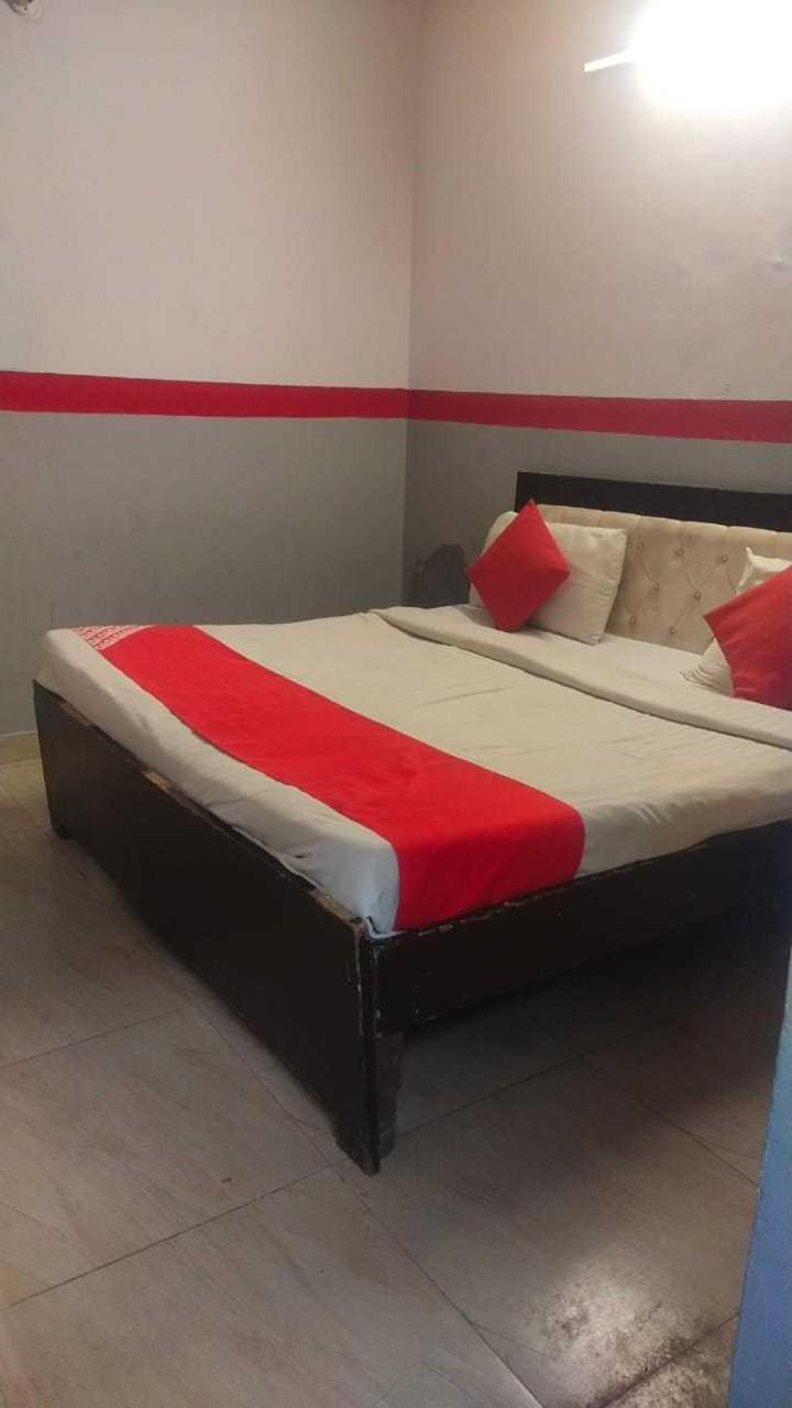 Hotel O Kl Khari Near Ashoka Park Mein Metro New Delhi Ngoại thất bức ảnh