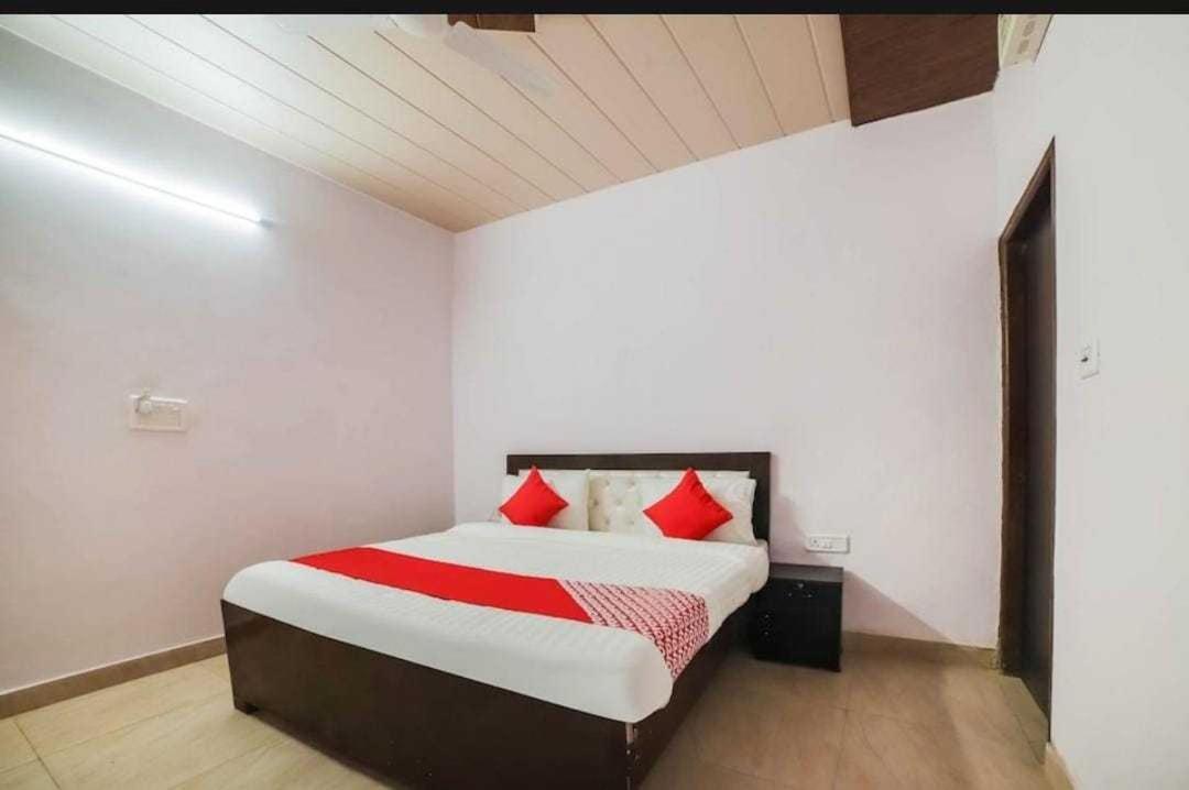 Hotel O Kl Khari Near Ashoka Park Mein Metro New Delhi Ngoại thất bức ảnh